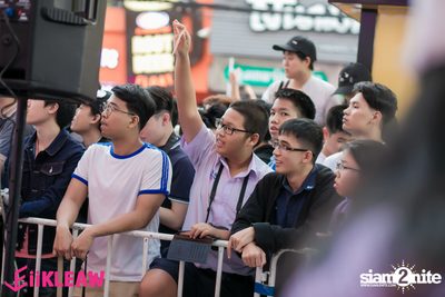 Mini concert BNK48 at Centerpoint of Siam Square — photo 235