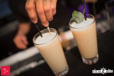 Supersonic Saturdays กับ Ome & Knatz ที่ เซ ลา วี — photo 16