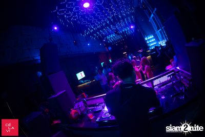 Supersonic Saturdays กับ Ome & Knatz ที่ เซ ลา วี — photo 22