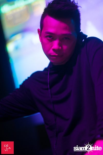 Supersonic Saturdays กับ Ome & Knatz ที่ เซ ลา วี — photo 36