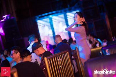 Supersonic Saturdays กับ Ome & Knatz ที่ เซ ลา วี — photo 40