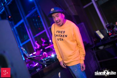 Supersonic Saturdays กับ Ome & Knatz ที่ เซ ลา วี — photo 42