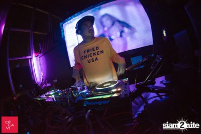 Supersonic Saturdays กับ Ome & Knatz ที่ เซ ลา วี — photo 45