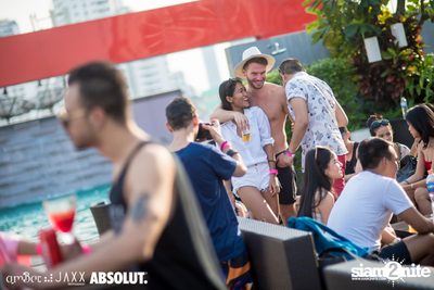 งาน Sassy Sunday Ambar Pool Party — photo 31