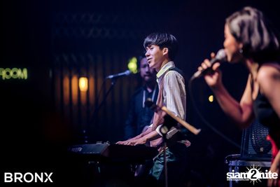 BRONX Grand Opening Party กับ Peck Palitchoke — photo 52