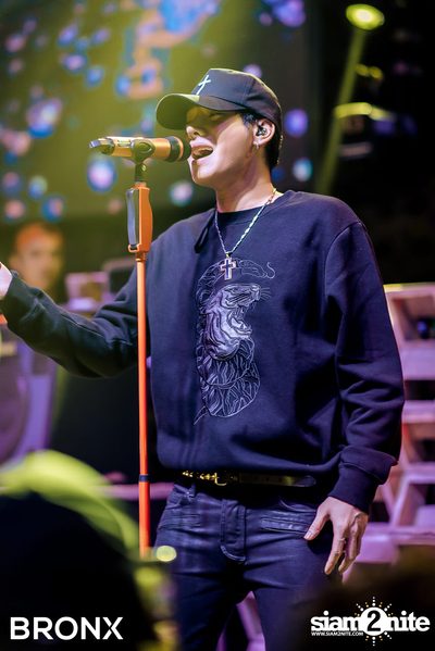 BRONX Grand Opening Party กับ Peck Palitchoke — photo 111