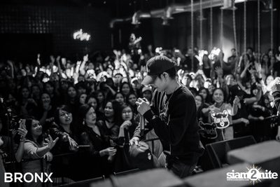 BRONX Grand Opening Party กับ Peck Palitchoke — photo 149