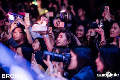 BRONX Grand Opening Party กับ Peck Palitchoke — photo 158