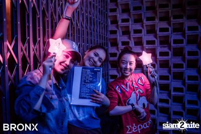 BRONX Grand Opening Party กับ Peck Palitchoke — photo 160