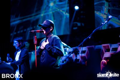 BRONX Grand Opening Party กับ Peck Palitchoke — photo 165