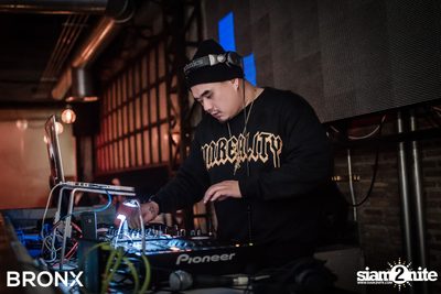 BRONX Grand Opening Party กับ Peck Palitchoke — photo 172