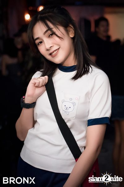 BRONX Grand Opening Party กับ Peck Palitchoke — photo 183