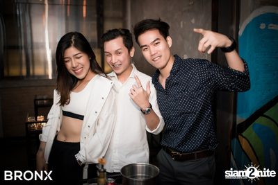 BRONX Grand Opening Party กับ Peck Palitchoke — photo 184
