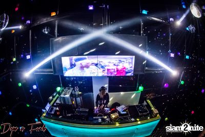 Dope As Funk 90's Throwback at Vanilla Sky Rooftop Bar — photo 9