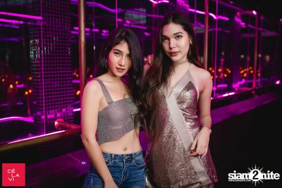 Crush Wednesdays นำเสนอ DJ Hedspin ที่ เซ ลา วี — photo 10