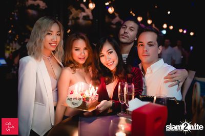 Crush Wednesdays นำเสนอ DJ Hedspin ที่ เซ ลา วี — photo 15