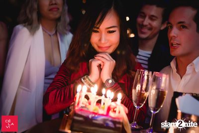 Crush Wednesdays นำเสนอ DJ Hedspin ที่ เซ ลา วี — photo 16