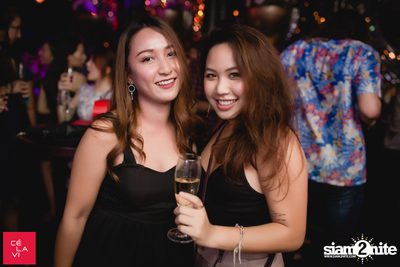 Crush Wednesdays นำเสนอ DJ Hedspin ที่ เซ ลา วี — photo 35