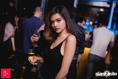Crush Wednesdays นำเสนอ DJ Hedspin ที่ เซ ลา วี — photo 48