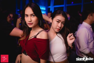 Crush Wednesdays นำเสนอ DJ Hedspin ที่ เซ ลา วี — photo 67