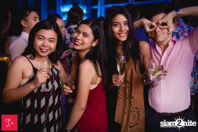 Crush Wednesdays นำเสนอ DJ Hedspin ที่ เซ ลา วี — photo 68