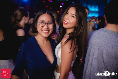 Crush Wednesdays นำเสนอ DJ Hedspin ที่ เซ ลา วี — photo 85