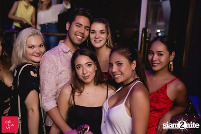 Crush Wednesdays นำเสนอ DJ Hedspin ที่ เซ ลา วี — photo 91