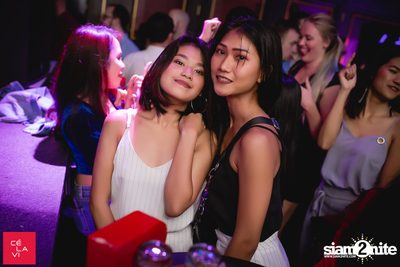 Crush Wednesdays นำเสนอ DJ Hedspin ที่ เซ ลา วี — photo 93
