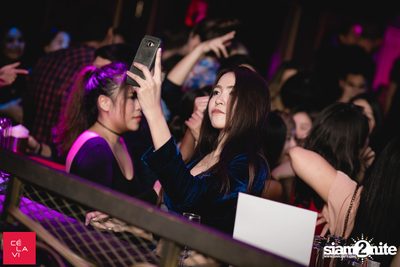 Crush Wednesdays นำเสนอ DJ Hedspin ที่ เซ ลา วี — photo 103
