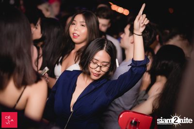 Crush Wednesdays นำเสนอ DJ Hedspin ที่ เซ ลา วี — photo 108