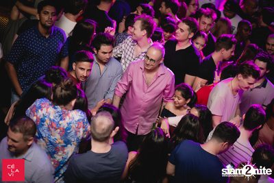 Crush Wednesdays นำเสนอ DJ Hedspin ที่ เซ ลา วี — photo 110