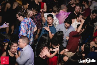 Crush Wednesdays นำเสนอ DJ Hedspin ที่ เซ ลา วี — photo 111