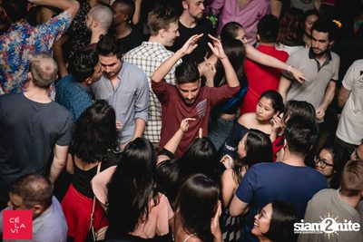 Crush Wednesdays นำเสนอ DJ Hedspin ที่ เซ ลา วี — photo 112