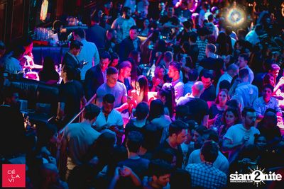 Crush Wednesdays นำเสนอ DJ Hedspin ที่ เซ ลา วี — photo 117
