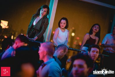 Crush Wednesdays นำเสนอ DJ Hedspin ที่ เซ ลา วี — photo 132