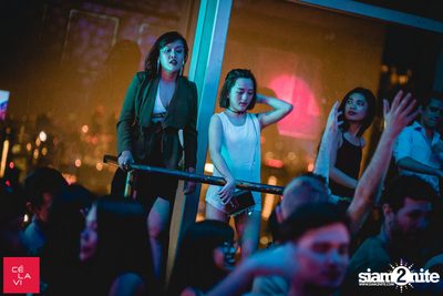 Crush Wednesdays นำเสนอ DJ Hedspin ที่ เซ ลา วี — photo 133
