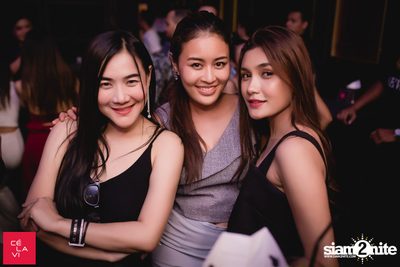 Crush Wednesdays นำเสนอ DJ Hedspin ที่ เซ ลา วี — photo 141