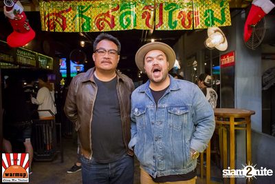 Oat Pramote ที่ วอร์ม อัพ คาเฟ่ เชียงใหม่ — photo 67