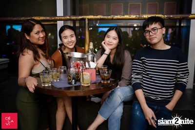 Flash Fridays Resident DJ Launch Party กับ Knatz ที่ เซ ลา วี — photo 26