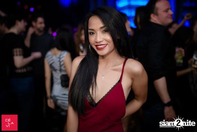 Flash Fridays Resident DJ Launch Party กับ Knatz ที่ เซ ลา วี — photo 79