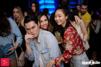 Flash Fridays Resident DJ Launch Party กับ Knatz ที่ เซ ลา วี — photo 81