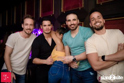 Flash Fridays Resident DJ Launch Party กับ Knatz ที่ เซ ลา วี — photo 83