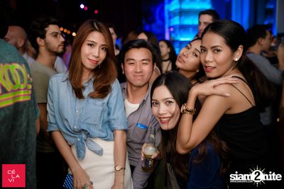 Flash Fridays Resident DJ Launch Party กับ Knatz ที่ เซ ลา วี — photo 114
