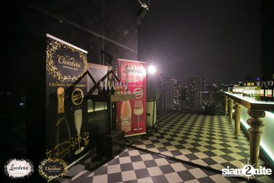 Bohemian Rooftop Party at Mojjo Rooftop Lounge & Bar — photo 3