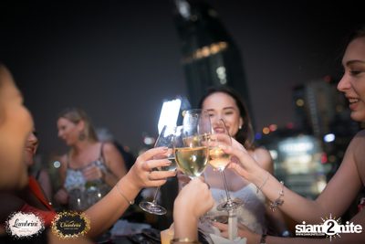 Bohemian Rooftop Party at Mojjo Rooftop Lounge & Bar — photo 39