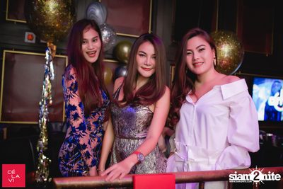 Supersonic Saturdays กับ DJ Groove ที่ เซ ลา วี — photo 3