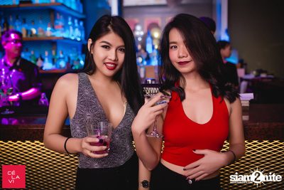 Supersonic Saturdays กับ DJ Groove ที่ เซ ลา วี — photo 33