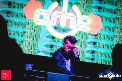 Supersonic Saturdays กับ DJ Groove ที่ เซ ลา วี — photo 41