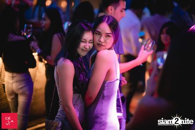 Supersonic Saturdays กับ DJ Groove ที่ เซ ลา วี — photo 45
