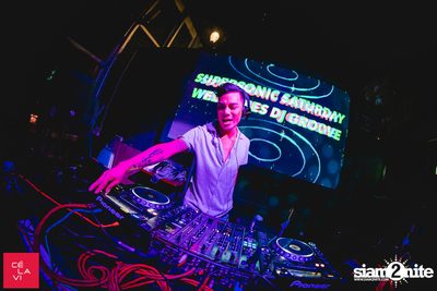 Supersonic Saturdays กับ DJ Groove ที่ เซ ลา วี — photo 71